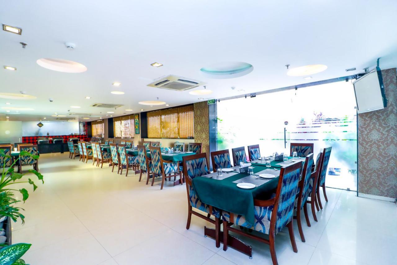 โรงแรม ราชศรี จัณฑีครห์ ภายนอก รูปภาพ